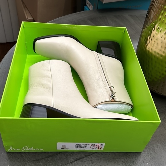 SAM EDELMAN Women's Winnie Block-Heel Booties - Picture 2 of 11